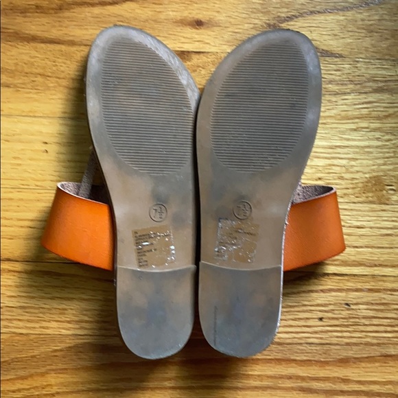 Mossimo Sandals - Picture 4 of 5